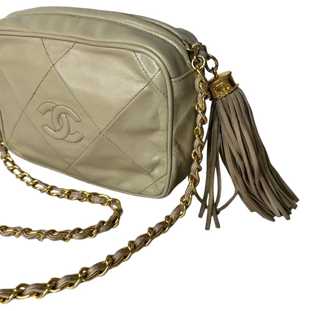 Chanel Vintage Chain Strap Camera Bag - Picture 11 of 15